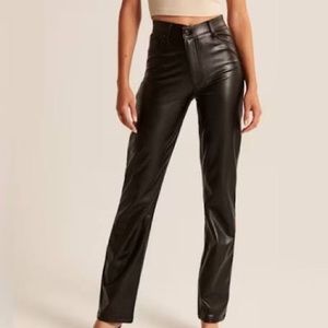 Abercrombie & Fitch 90’s Straight Ultra High Rise Vegan Leather pants Size 14/32